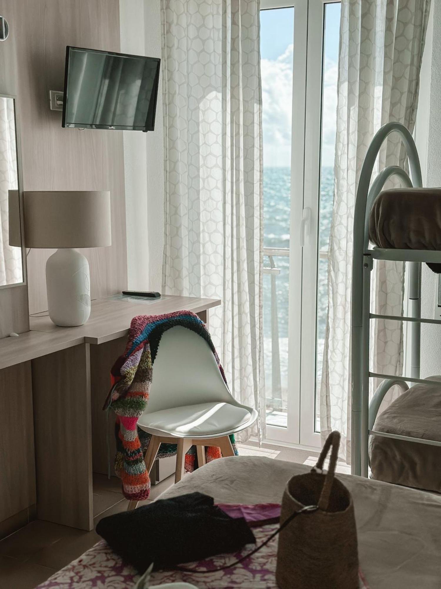 Hotel Maremola 2*