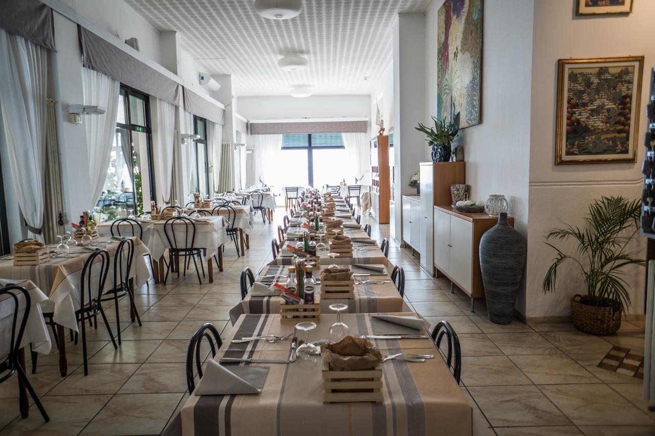 Maremola Hotel 2*